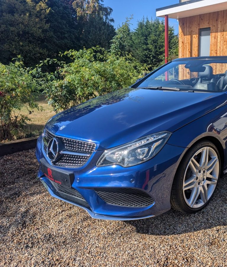 White Mini A white Mini Cooper